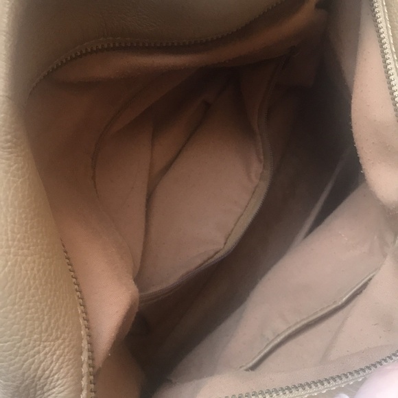 Handbag - Picture 2 of 7